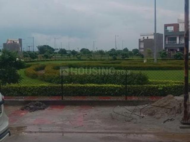 5 BHK Villa in Wave City for resale Ghaziabad. The reference number is 19955680