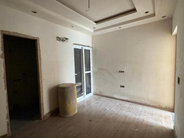 5 BHK Villa in Wave City for resale Ghaziabad. The reference number is 21164422