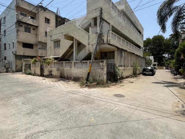 5 BHK Villa in Alkapuri for resale Vadodara. The reference number is 20344754