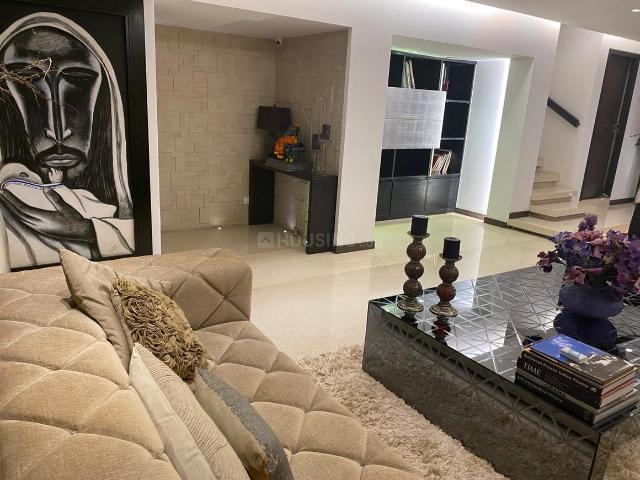 5 BHK Villa in Andheri West for resale Mumbai. The reference number is 21239493