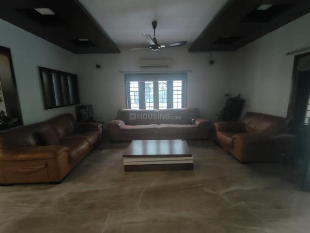 5 BHK Villa in Bodakdev for resale Ahmedabad. The reference number is 21060810