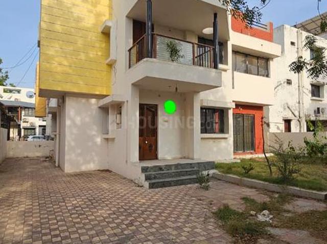 5 BHK Villa in Bopal for rent Ahmedabad. The reference number is 21355142