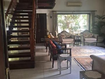 5 BHK Villa in Defence Colony for rent New Delhi. The reference number is 19330400