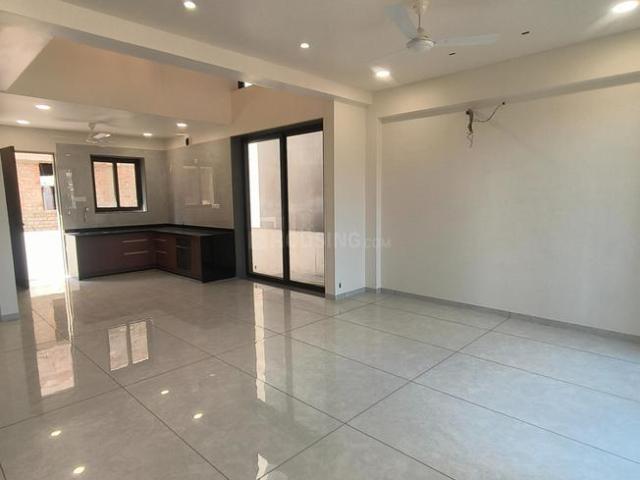 5 BHK Villa in Gotri for resale Vadodara. The reference number is 19999688