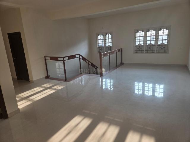 5 BHK Villa in Kakkanad for resale Kochi. The reference number is 19179103