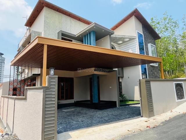 5 BHK Villa in Kakkanad for resale Kochi. The reference number is 20062827