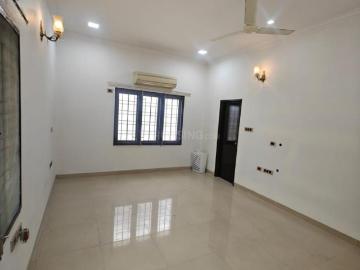 5 BHK Villa in Kukatpally for resale Hyderabad. The reference number is 20390899