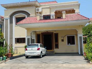 5 BHK Villa in Manchirevula for resale Hyderabad. The reference number is 20230118