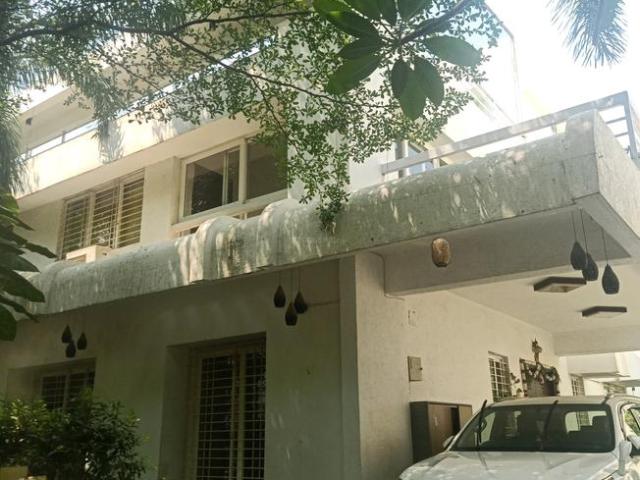 5 BHK Villa in Manikonda for resale Hyderabad. The reference number is 19768538