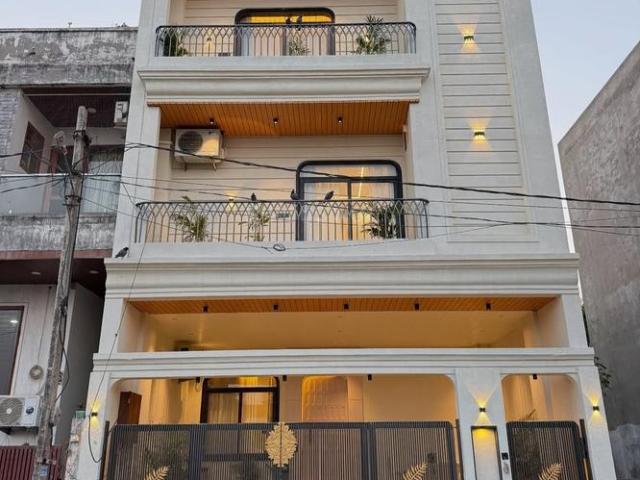 5 BHK Villa in Mansarovar for resale Jaipur. The reference number is 20468075