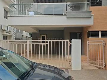 5 BHK Villa in Miyapur for resale Hyderabad. The reference number is 19159850