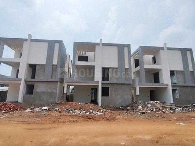 5 BHK Villa in Mokila for resale Hyderabad. The reference number is 18360764