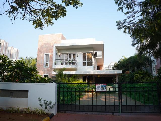 5 BHK Villa in Nallagandla for resale Hyderabad. The reference number is 19580109