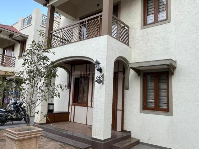 5 BHK Villa in Raysan for resale Gandhinagar. The reference number is 19995558