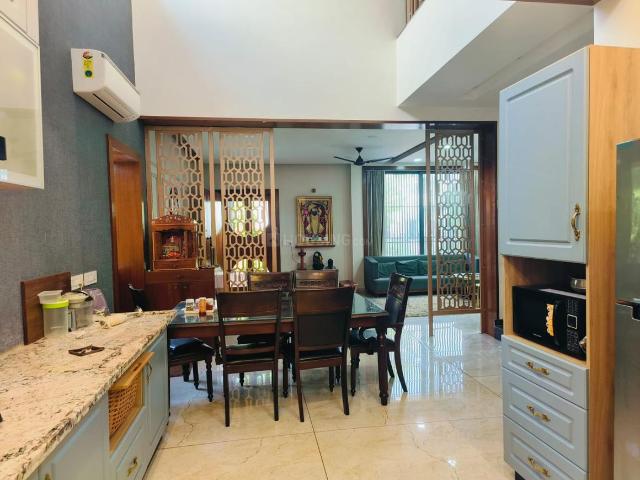 5 BHK Villa in Raysan for resale Gandhinagar. The reference number is 21130601