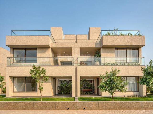 5 BHK Villa in Sanathal for resale Ahmedabad. The reference number is 21117485
