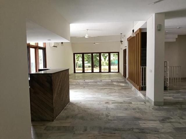 5 BHK Villa in Sainik Farm for rent New Delhi. The reference number is 20736156