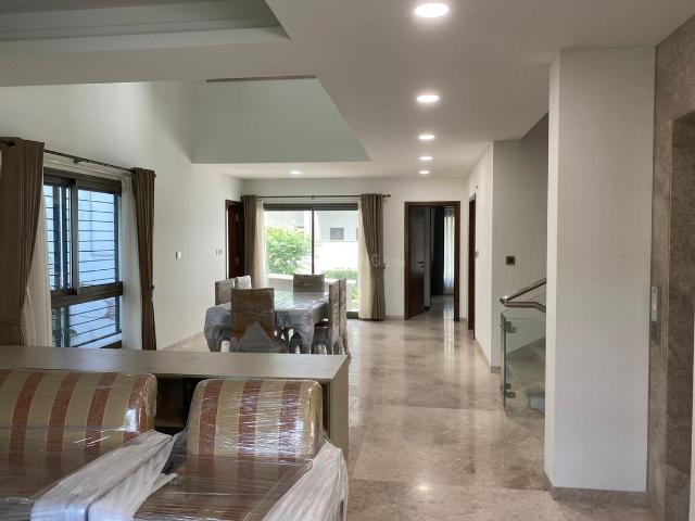 5 BHK Villa in Sector 109 for rent Gurgaon. The reference number is 21035781