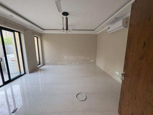 5 BHK Villa in Sector 128 for rent Noida. The reference number is 17606913