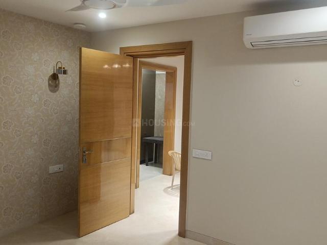 5 BHK Villa in Sector 128 for rent Noida. The reference number is 20720033
