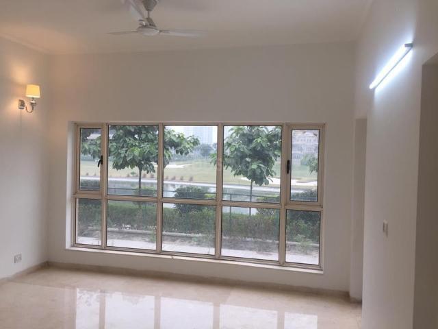5 BHK Villa in Sector 128 for rent Noida. The reference number is 8339589