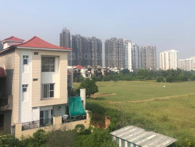5 BHK Villa in Sector 128 for resale Noida. The reference number is 20605917