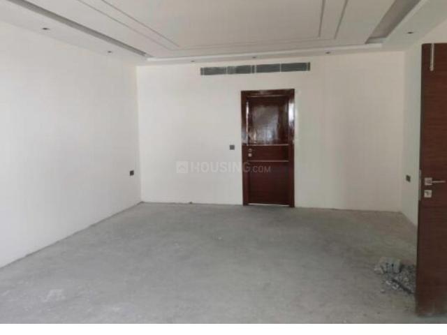 5 BHK Villa in Sector 33 for resale Gurgaon. The reference number is 20997056