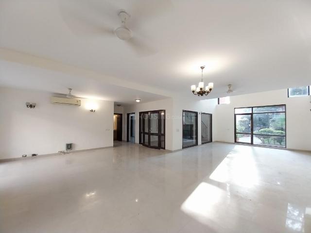 5 BHK Villa in Sector 50 for rent Gurgaon. The reference number is 21313555