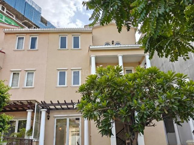 5 BHK Villa in Sector 66 for rent Gurgaon. The reference number is 20837221