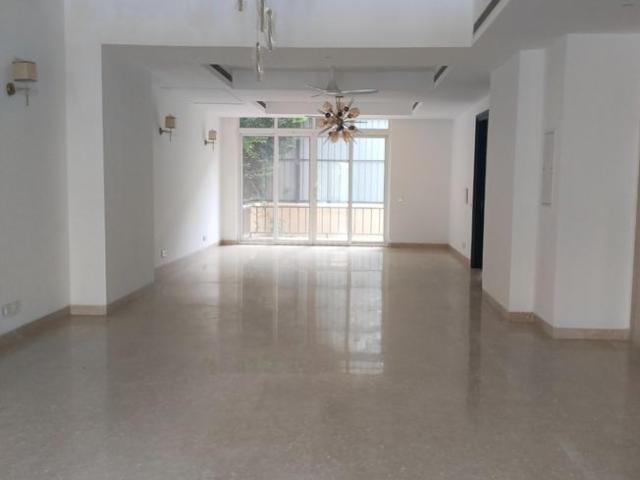 5 BHK Villa in Sector 66 for resale Gurgaon. The reference number is 21284713