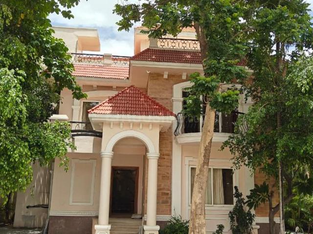 5 BHK Villa in Shamshabad for rent Hyderabad. The reference number is 20894072