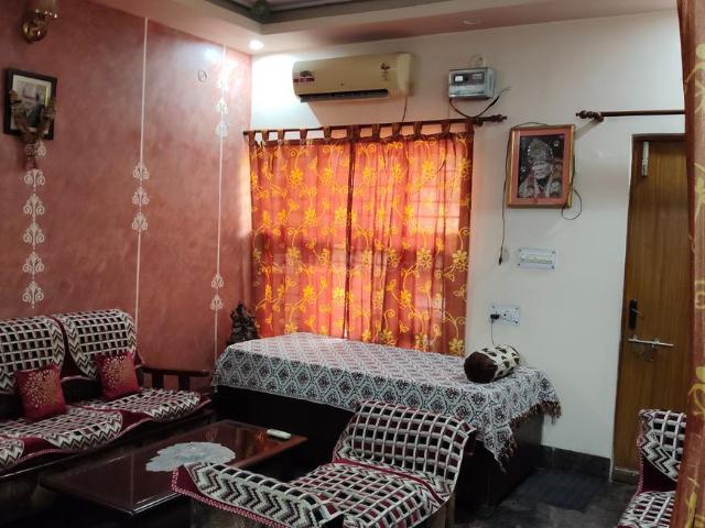 5 BHK Villa in Shastri Nagar for resale Ghaziabad. The reference number is 20592007