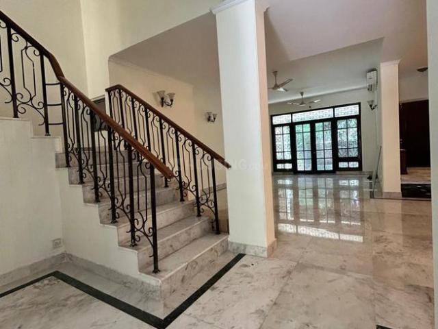 5 BHK Villa in Sushant Lok Phase 1 for rent Gurgaon. The reference number is 20431548