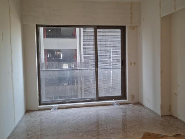 5 BHK Apartment in Ambli for rent Ahmedabad. The reference number is 20537909