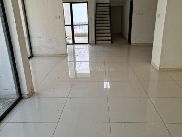 5 BHK Apartment in Atladara for rent Vadodara. The reference number is 20506717