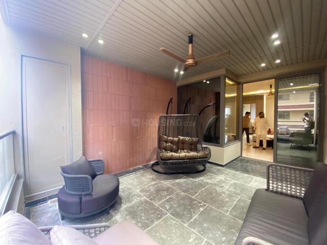 5 BHK Apartment in Bodakdev for rent Ahmedabad. The reference number is 19749141