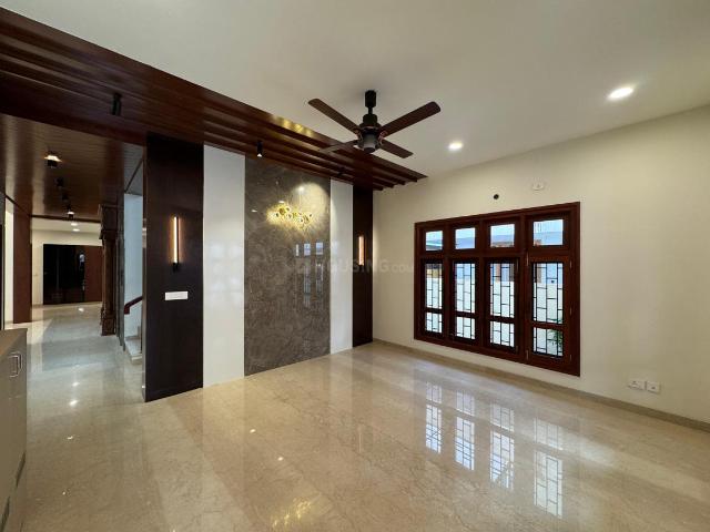 5 BHK Apartment in Sarjapur for rent Bengaluru. The reference number is 21100273