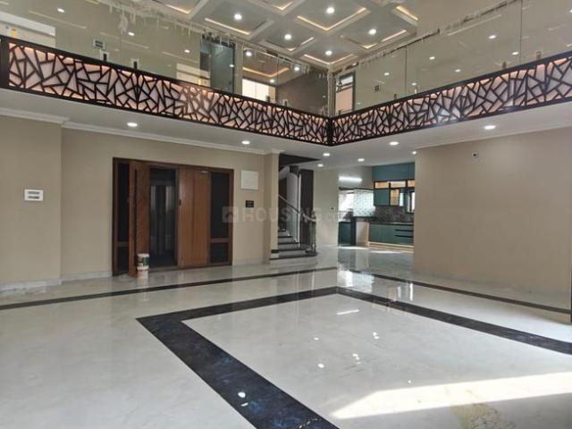5 BHK Apartment in Banaswadi for rent Bengaluru. The reference number is 21187593