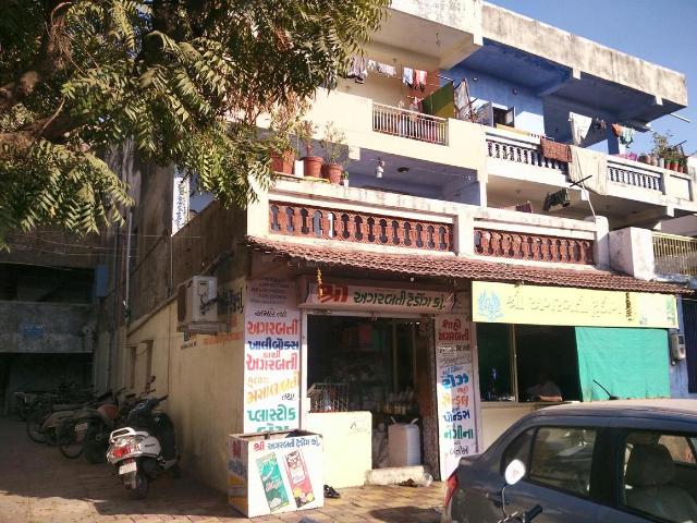 5 BHK Apartment in Bapunagar for resale Ahmedabad. The reference number is 6217987