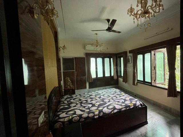 5 BHK Apartment in Beliaghata for rent Kolkata. The reference number is 19163322