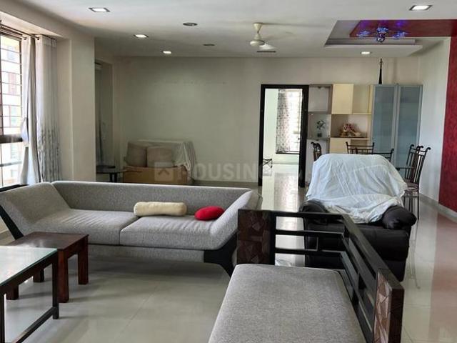 5 BHK Apartment in Goregaon East for resale Mumbai. The reference number is 21055607