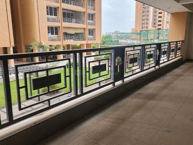 5 BHK Apartment in Hanspura for resale Ahmedabad. The reference number is 21036383