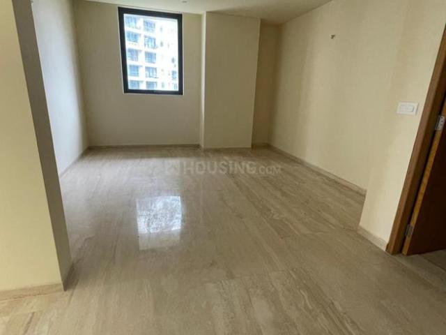 5 BHK Apartment in Hebbal for resale Bengaluru. The reference number is 21004674