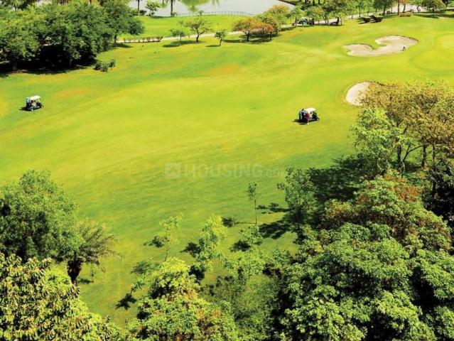 5 BHK Apartment in Jaypee Greens for resale Greater Noida. The reference number is 18912009