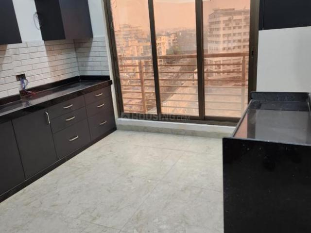 5 BHK Apartment in Juhu for rent Mumbai. The reference number is 19707973