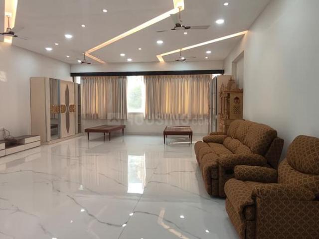 5 BHK Apartment in Juhu for resale Mumbai. The reference number is 21126055