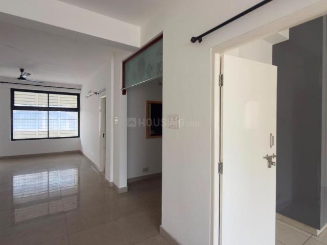 5 BHK Apartment in Ladyhill for rent Mangalore. The reference number is 20406401
