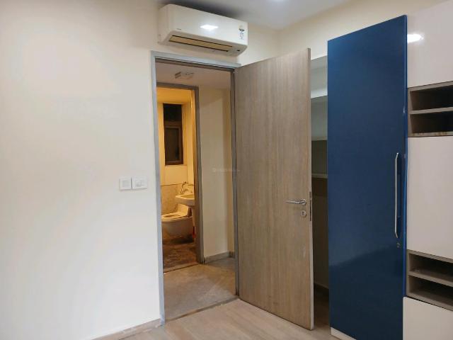 5 BHK Apartment in Matunga East for rent Mumbai. The reference number is 18838296