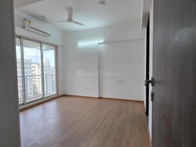 5 BHK Apartment in Santacruz East for rent Mumbai. The reference number is 17631455