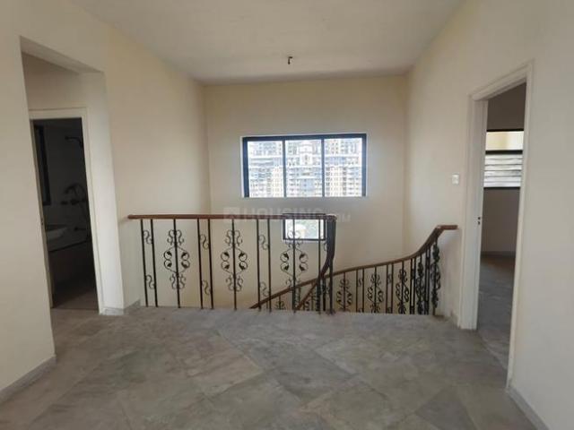 5 BHK Apartment in Seawoods for resale Navi Mumbai. The reference number is 21291295
